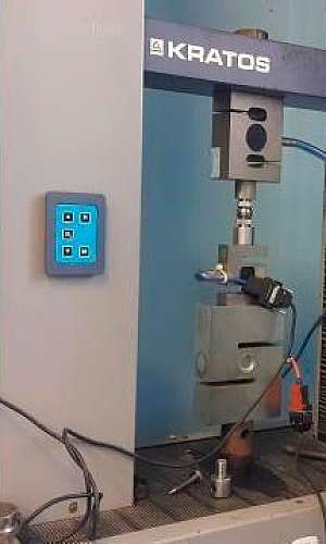Calibração de máquinas universal de ensaio mecânico
