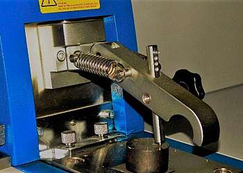 Laboratório mecânico Laboratório mecânico