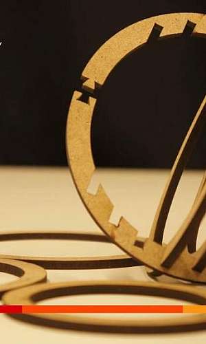 Máquina de cortar MDF Máquina de cortar MDF